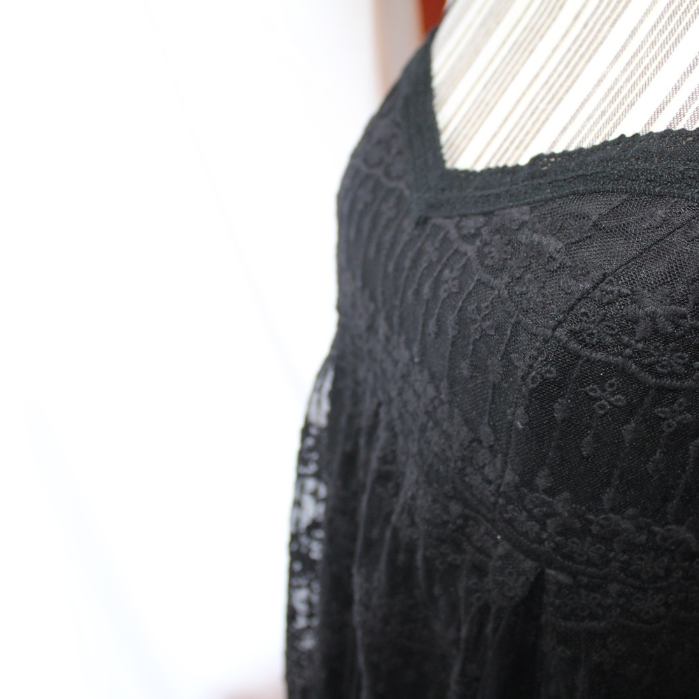 🎉NWOT🎉 On the Road Lace Mini Dres